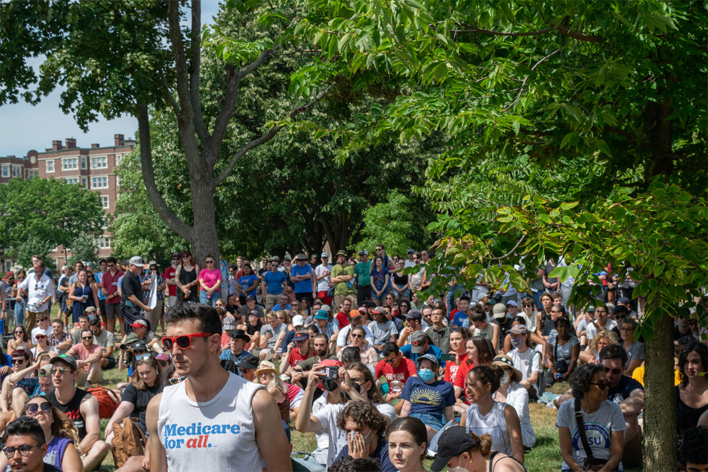 Sanders leads a rally for a labor movement revitalized by ‘nitwits ...