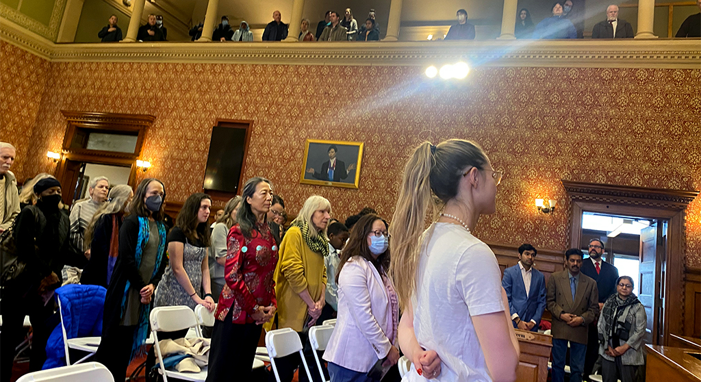 Attend Cambridge meetings from Dec. 18-Jan. 7 about electing a mayor and change on Broadway